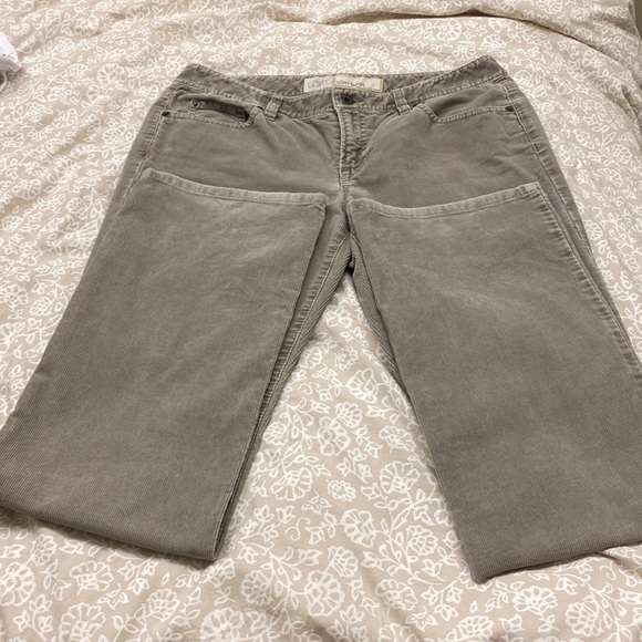 ‼️SOLD‼️low waisted corduroy jeans - Picture 1 of 3